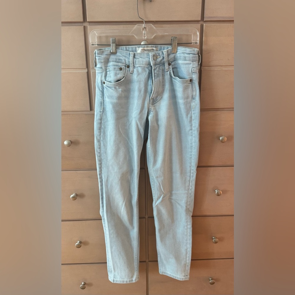 H&M | 90βs Skinny Regular Waist Womenβs Jeans Size 2